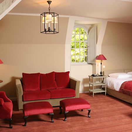 Chateau D'Augerville Golf & Spa Resort ภายนอก รูปภาพ
