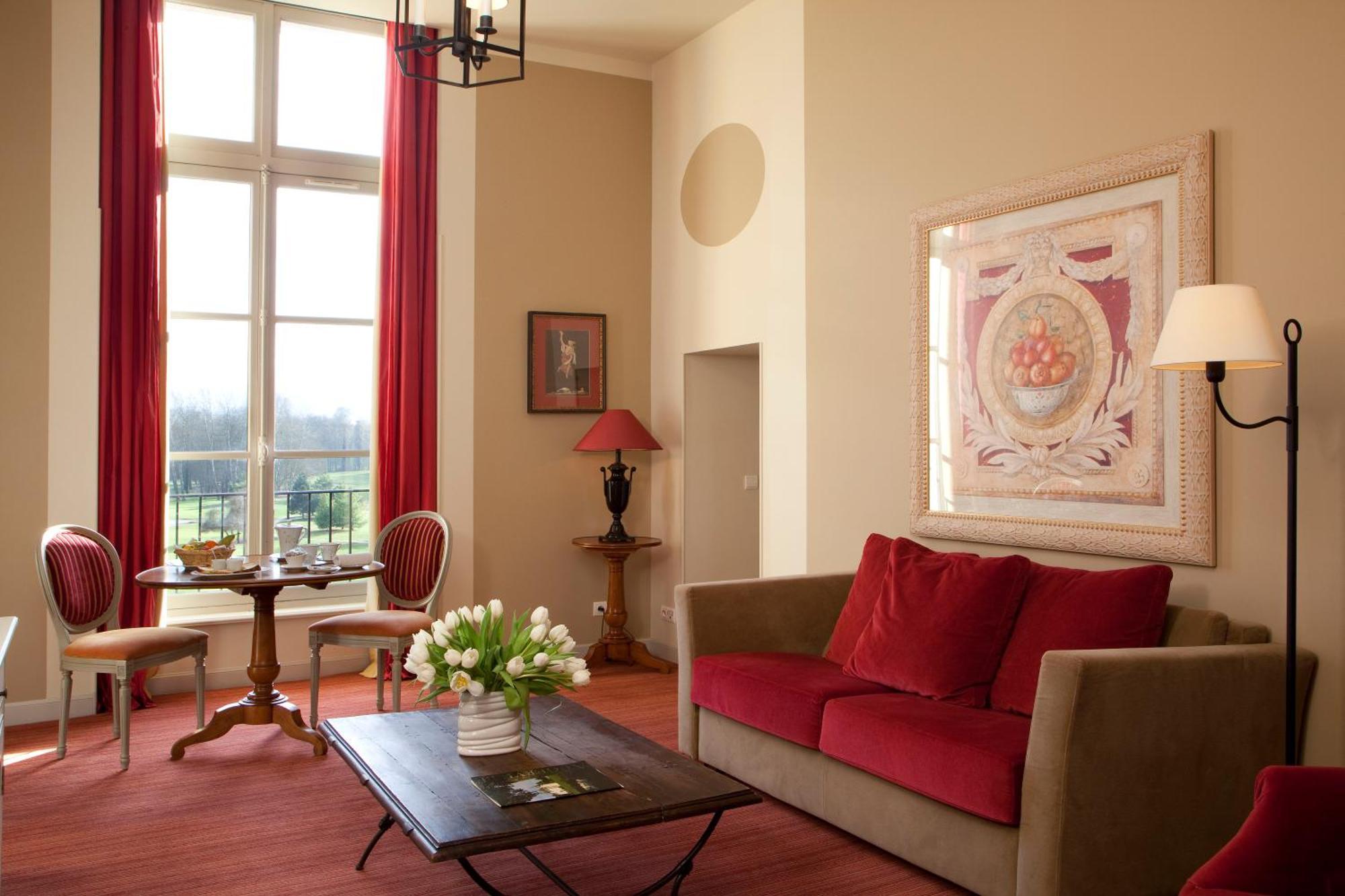 Chateau D'Augerville Golf & Spa Resort ภายนอก รูปภาพ